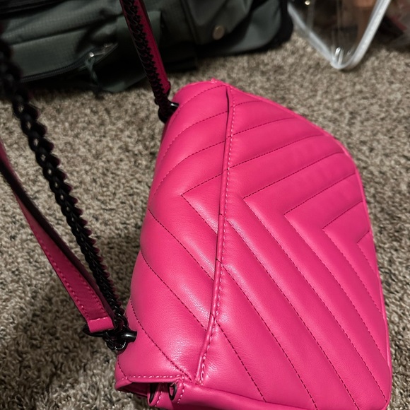 Beautiful - Picture 3 of 5